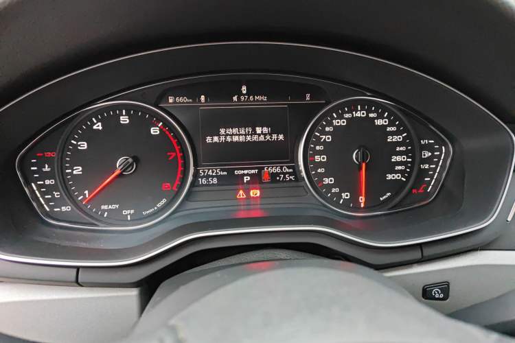 Used Audi A4L 2018 30th Anniversary Edition 40 TFSI Trendy Model
