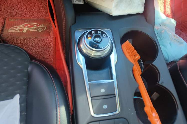 Used Ford Focus 2020 Sedan EcoBoost 180 Automatic ST Line Gear Lever