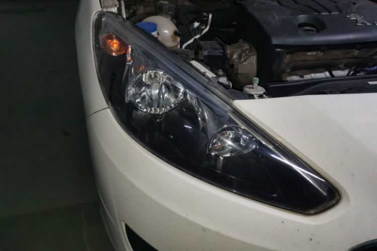 Used Peugeot 308 2013 1.6L Automatic YouShang Model Right Front Headlight