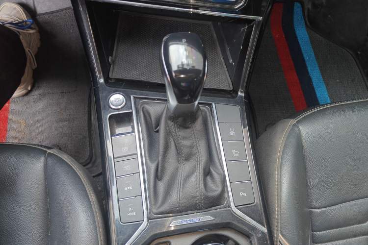 Used Volkswagen Passat New Energy 2020 430 PHEV Hybrid Elite Edition China VI Standard Gear Lever