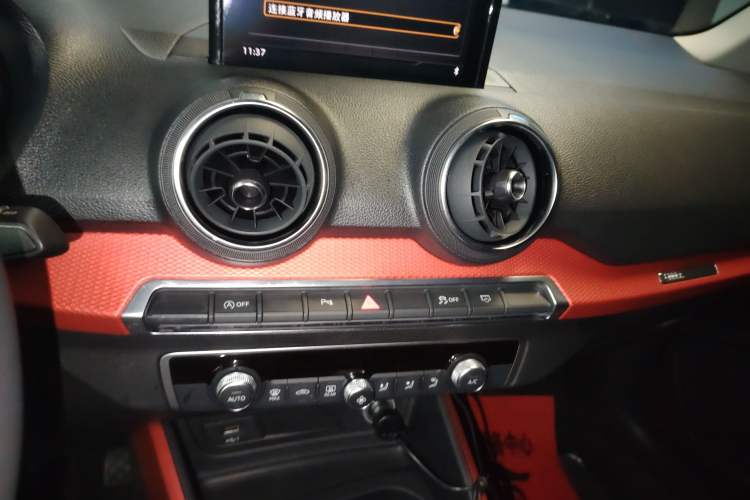 Used Audi Q2L 2018 35 TFSI Fashion Dynamic Version China V Emission Standard
