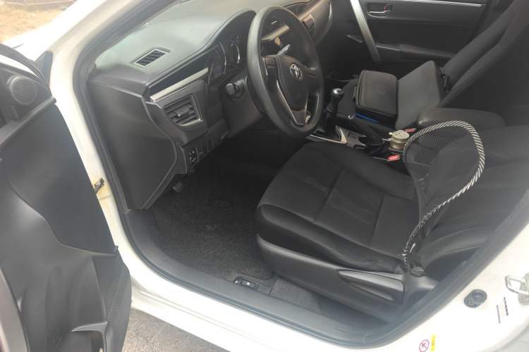 Used Toyota Corolla 2017 1.6L Manual GL