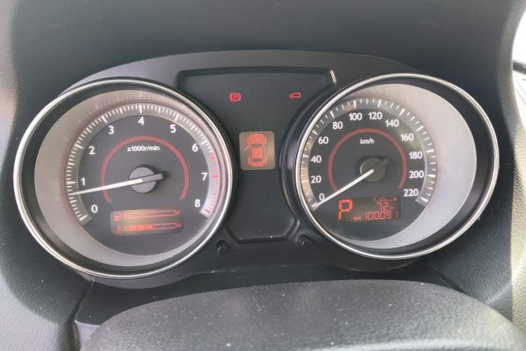 Used Bestune B50 2013 1.6L automatic luxury version Instrument Cluster