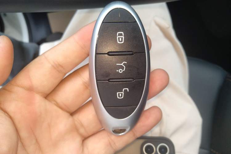 Used Bestune NAT 2023 PRO Comfortable Travel Battery-Swap Version 401km