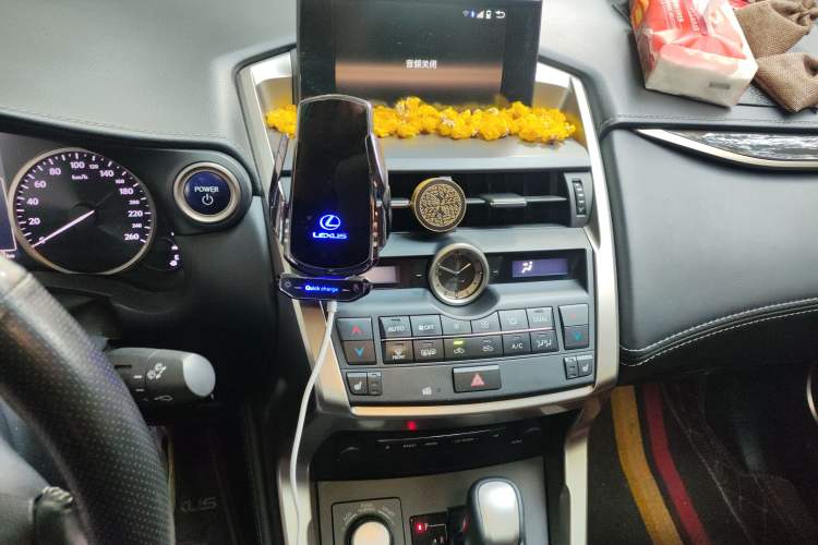 Used Lexus NX 2015 300h All-Wheel-Drive Fēngzhì Edition