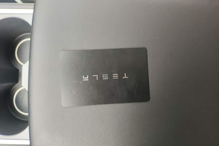 Used Tesla Model Y 2023 Long-Range All-Wheel-Drive Version