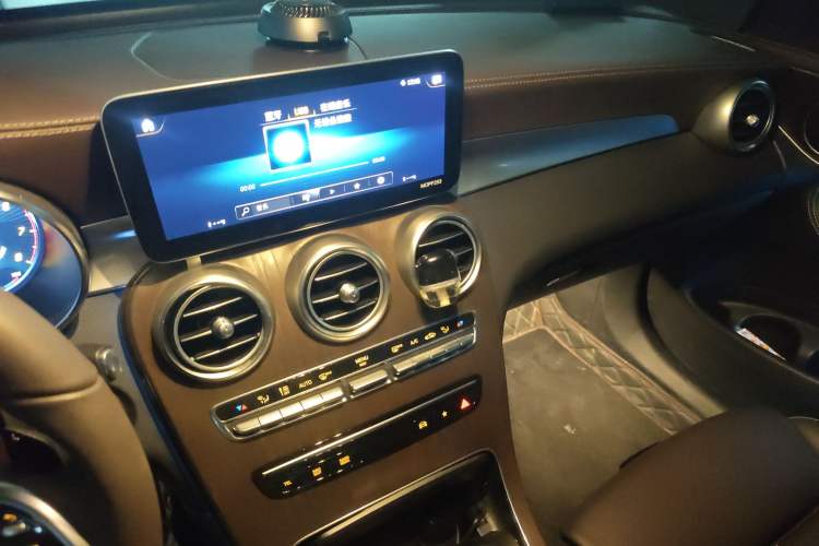 Used Mercedes-Benz GLC 2021 GLC 260 L 4MATIC Luxury Model