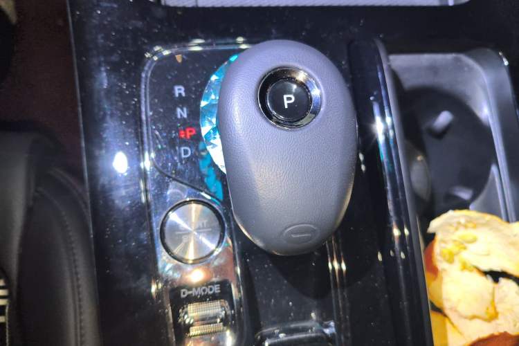 Used GAC Trumpchi M8 2023 Zongshi Series 400T Ultimate Edition Gear Lever