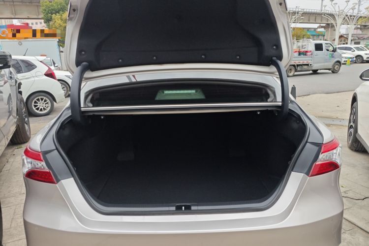 Used Toyota Camry 2019 2.0G Luxury Edition China V Standard
