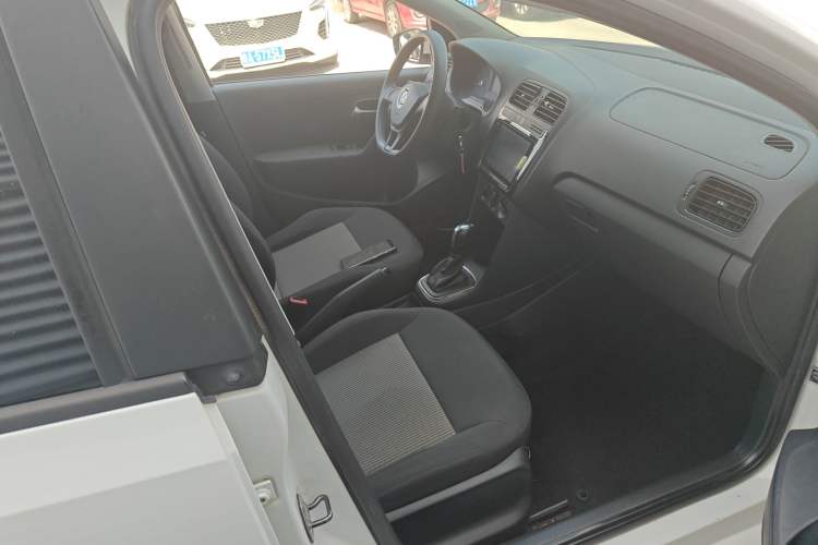 Used Volkswagen Polo 2016 1.4L Automatic Trendy Model