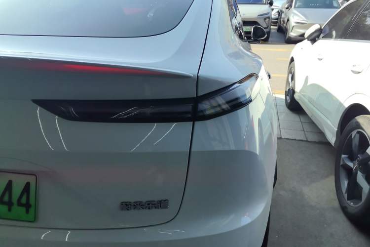 Used ONVO L60 2024 60 kWh Rear-Drive Version