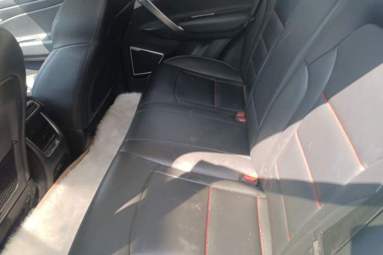 Used Geely Auto Emgrand X7 Sport 2020 1.8TD DCT Two-Wheel Drive Smart Connect 4G-Enabled Version