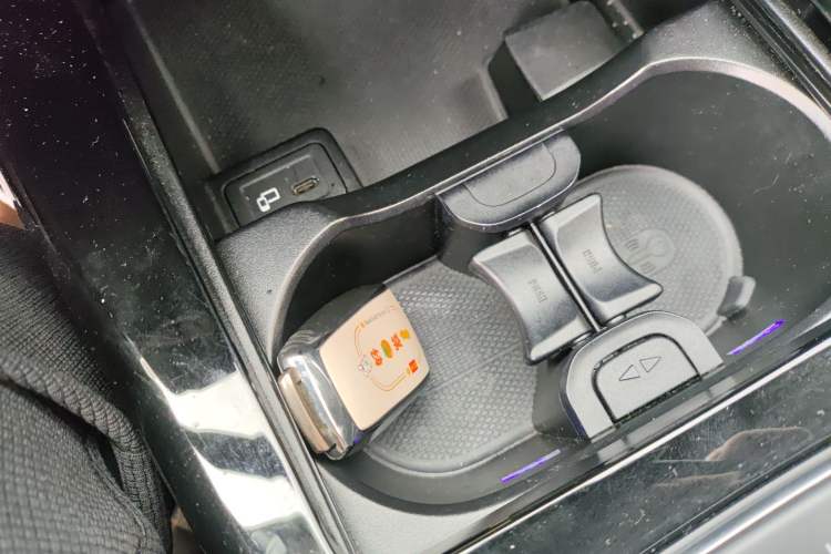 Used Mercedes-Benz A-Class 2022 Revised Version A 200 L Sport Sedan Fashionable Style Interior 1