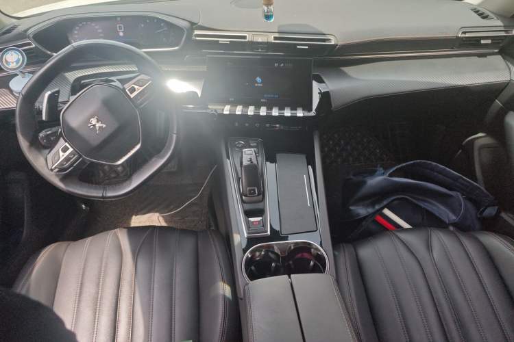 Used Peugeot 508 2019 508L 400THP PureTech Driving Control Version China VI Standard Center Console