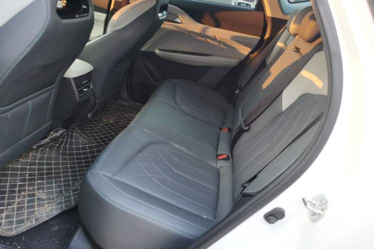 Used CHANGAN UNI-Z New Energy 2024 Blue Whale Smart Electric iDD 125km Beyond Edition Left Rear Seat