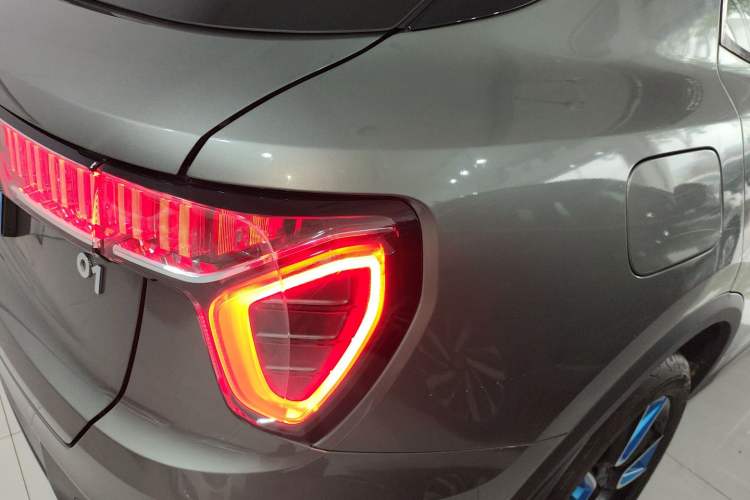 Used Lynk & Co 01 2021 2.0TD Two-Wheel Drive Zhaopu Pro Right Rear Taillight