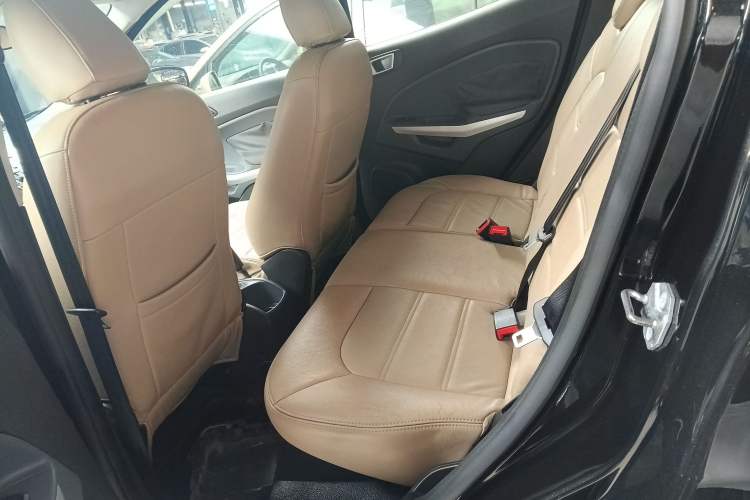 Used Ford EcoSport 2013 1.5L Automatic Fashion Model