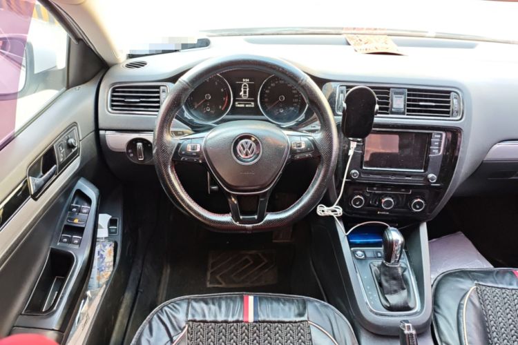 Used Volkswagen Sagitar 2018 180TSI DSG Prestige Edition
