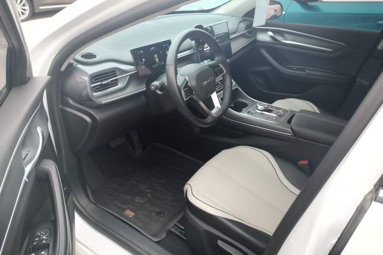 Used BYD Destroyer 05 2024 HONOR Edition DM-i 55KM Luxury Model
