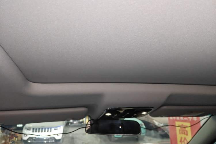 Used JETOUR X70 2023 1.5T DCT Overpass PRO+ Edition 7 Seats Headliner