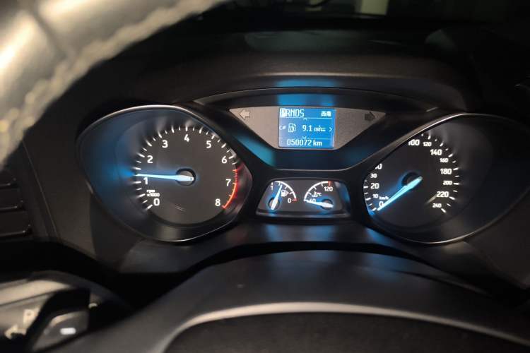 Used Ford Kuga 2017 EcoBoost 180 Two-Wheel-Drive Tiger Leap Model