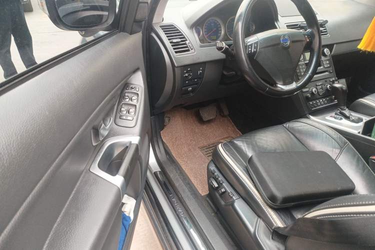 Used Volvo XC90 2011 2.5T R-Design Driver Seat