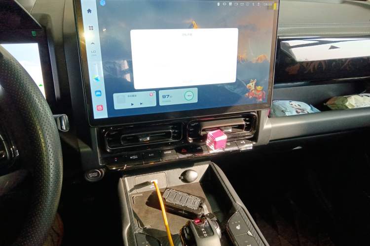 Used Haval Raptor New Energy 2024 Hi4 145 Pro Audio And AC Panel