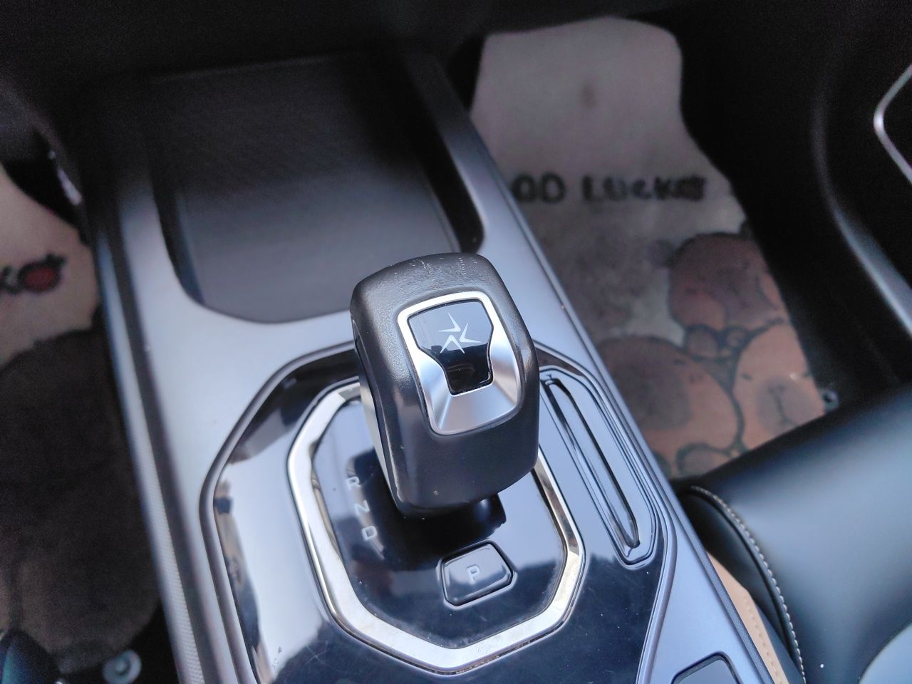 Geely Auto icon 2023 1.5TD Chocolate Smoothie Edition — снимка 14