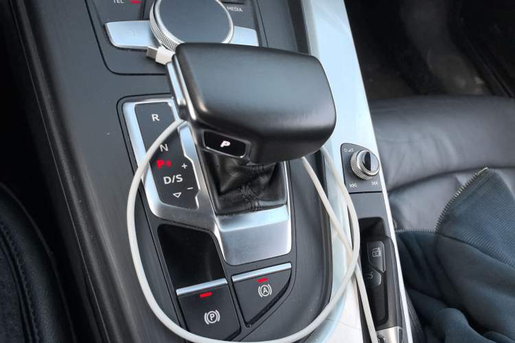 Used Audi A4L 2019 40 TFSI Fashion Version China V
