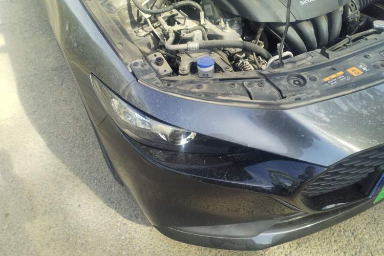 Used Mazda 3 Axela 2020 1.5L Manual ZhiMei Edition Right Front Headlight