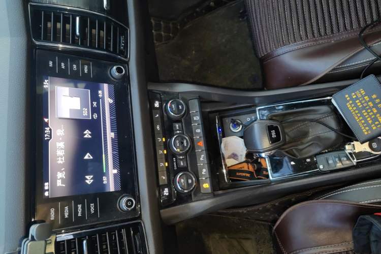 Used Skoda Kodiaq 2018 TSI380 7-Seater Four-Wheel-Drive Flagship Edition Audio And AC Panel