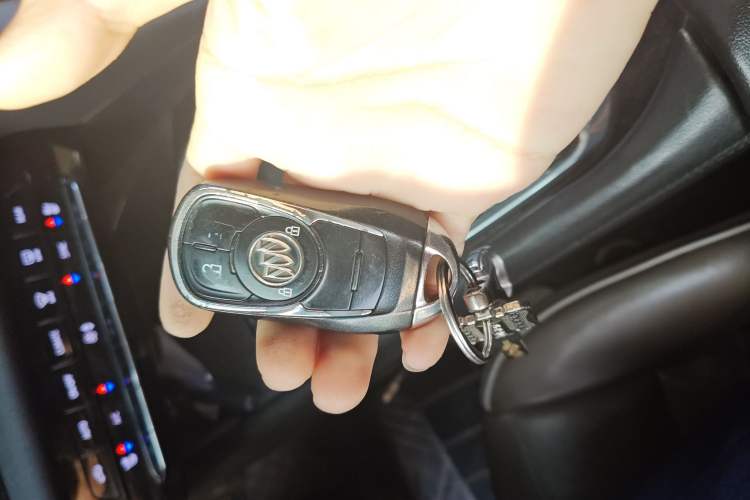 Used Buick Enclave 2020 28T Four-Wheel Drive Luxury Flagship Edition Vehicle Key