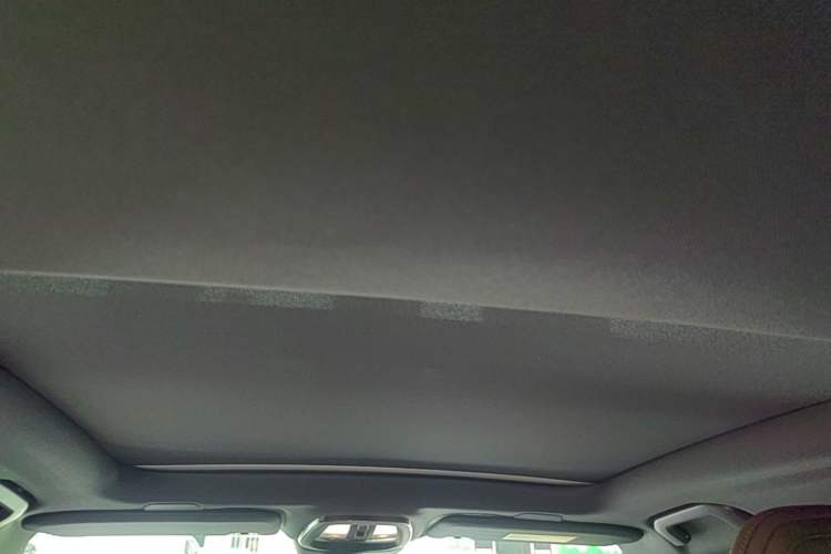 Used Volvo S60 2026 Model B4 Zhiyi Luxury Edition Headliner