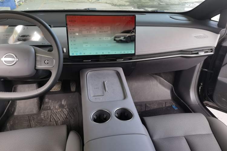 Used Nissan N7 2025 510 Pro Gear Lever