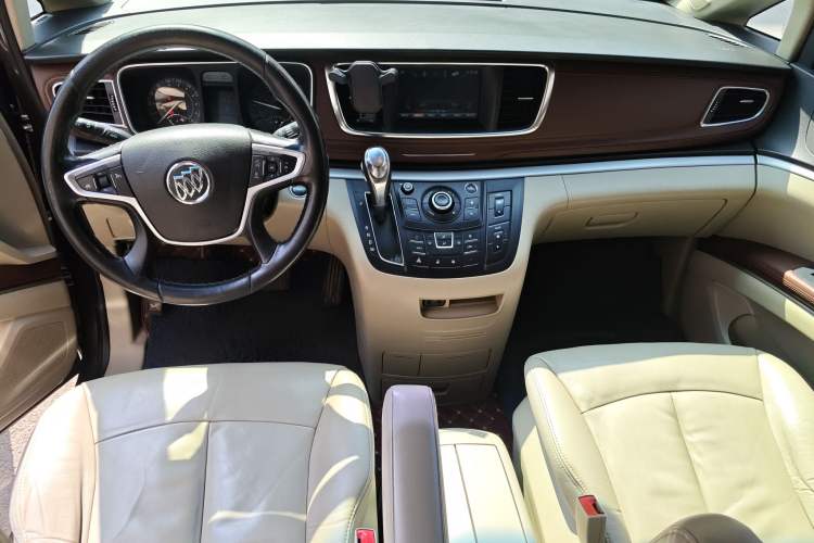 Used Buick GL8 2017 25S Luxury Version China V Standard