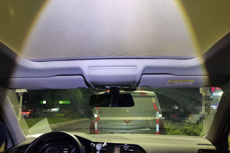 Used Volkswagen Tiguan L 2018 330TSI Automatic Two-Wheel Drive Flagship Edition