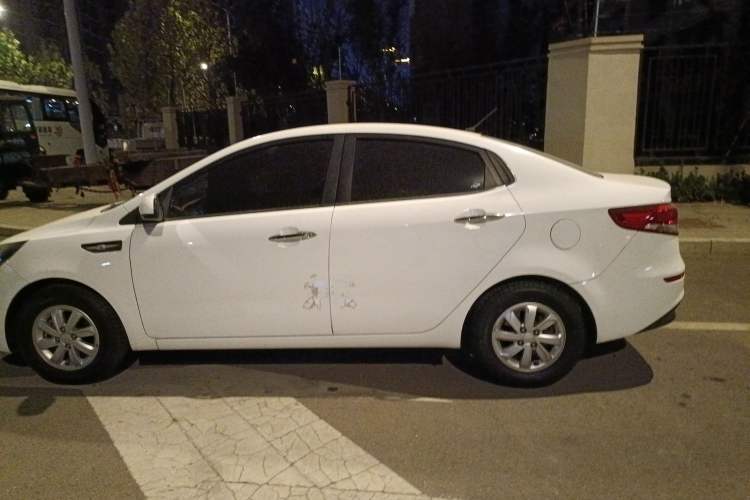 Used Kia K2 2015 Sedan 1.4L MT GLS