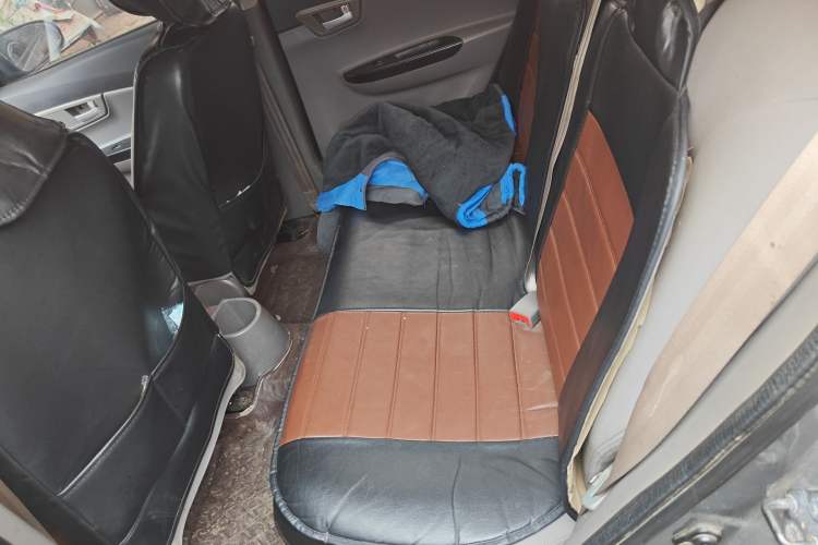 Used CHANGAN Alsvin 2012 Sedan 1.5L Manual Comfort Model