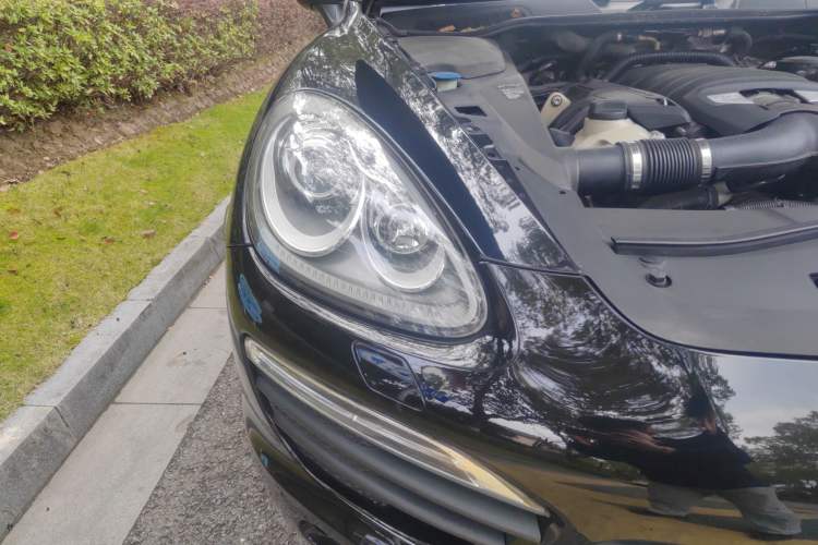 Used Porsche Cayenne 2011 Cayenne S 4.8L