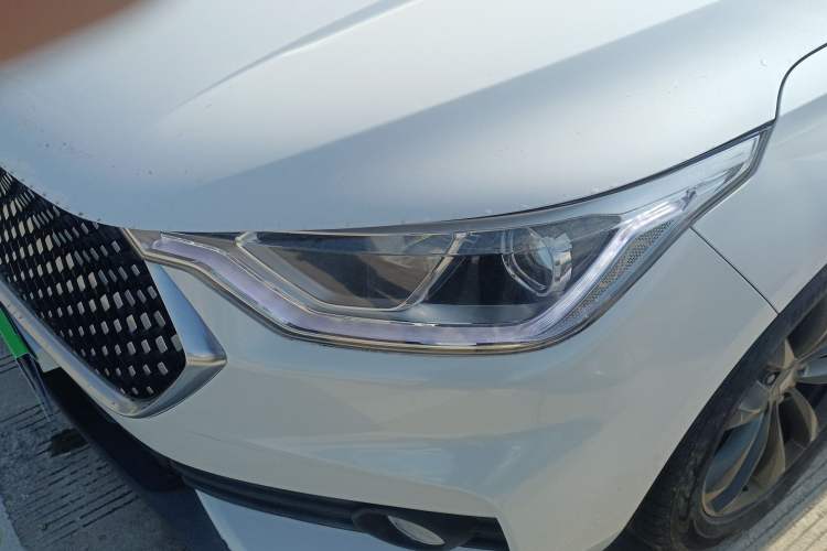 Used Baojun RC-6 2019 1.5T CVT 24-Hour Online Luxury Edition
