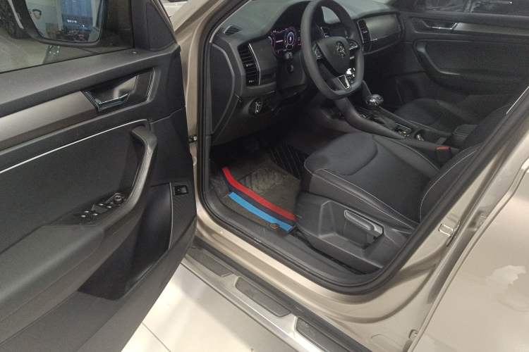 Used Skoda Kodiaq 2021 TSI330 5-Seat Two-Wheel Drive Comfort Edition Driver Seat