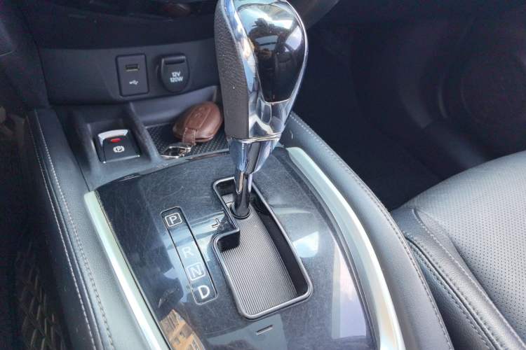 Used Nissan X-Trail 2019 2.0L CVT Smart Connect Comfort Edition 2WD