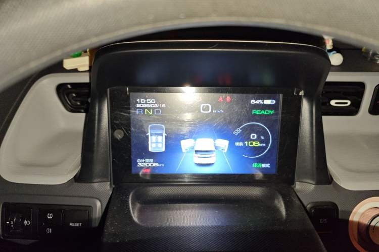 Used Wuling Hongguang MINIEV 2022 Macaron Premium Model – Lithium Iron Phosphate