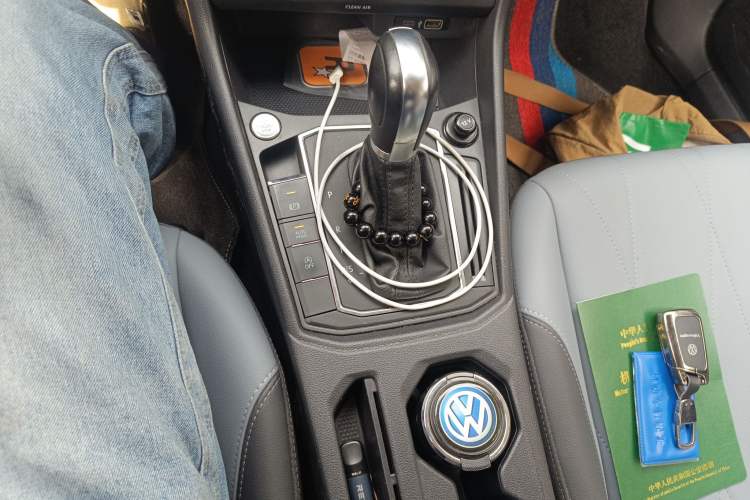 Used Volkswagen Lavida 2023 1.5L Automatic 5 Million Edition Gear Lever