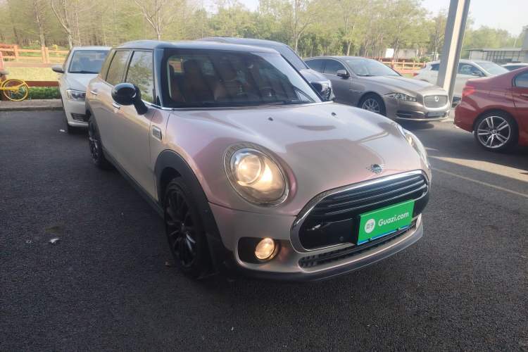 Used MINI Clubman 2018 1.5T COOPER Classic Edition Front Right 45 Deg