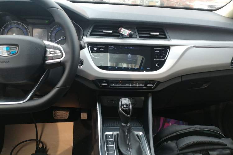 Used Geely Auto Vision X3 2019 Upgraded Model 1.5L CVT Prestige Version
