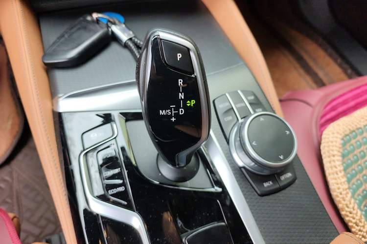 Used BMW 5 Series 2022 Restyled 525i M Sport Package