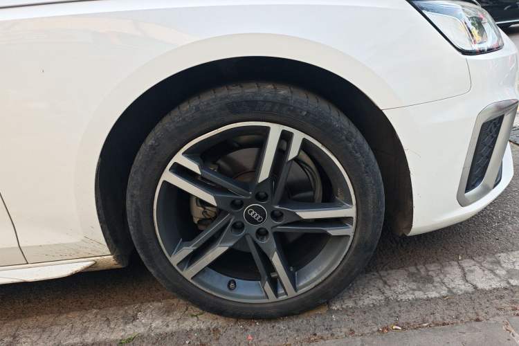 Used Audi A4L 2022 40 TFSI Fashion Dynamic Model