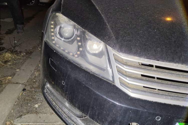 Used Volkswagen Magotan 2012 Facelift 2.0 TSI Prestige Model
