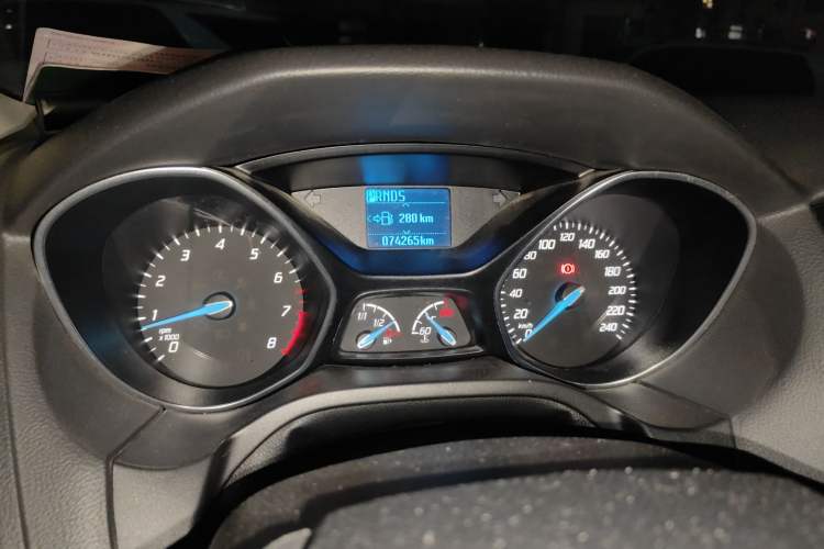 Used Ford Focus 2012 Hatchback 1.6L Automatic Fashion Edition Odometer Close Up